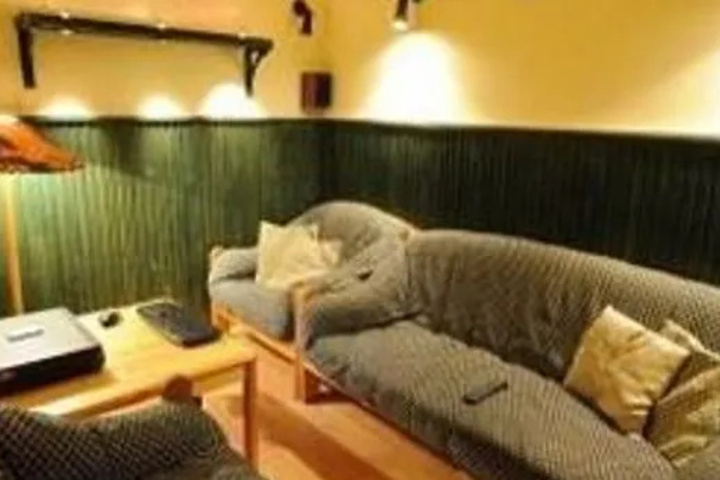 Room 3 of 4