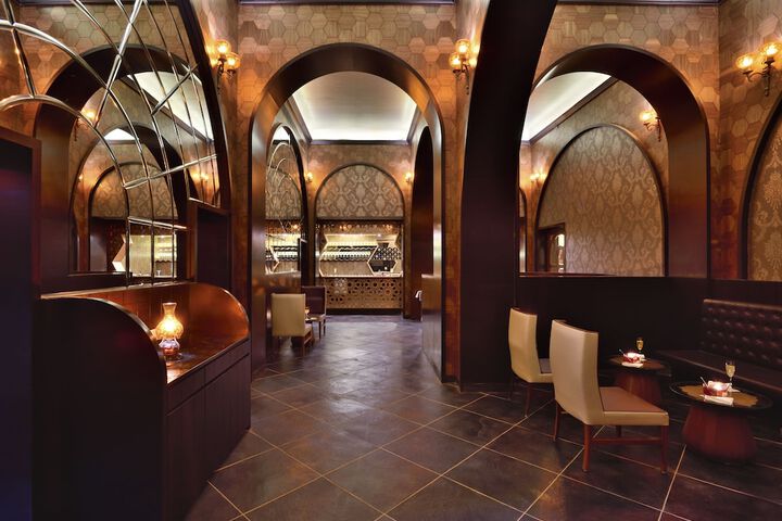 Hotel Interior 5 of 104