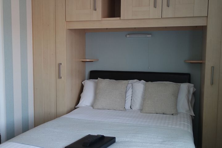 Room 52 of 160