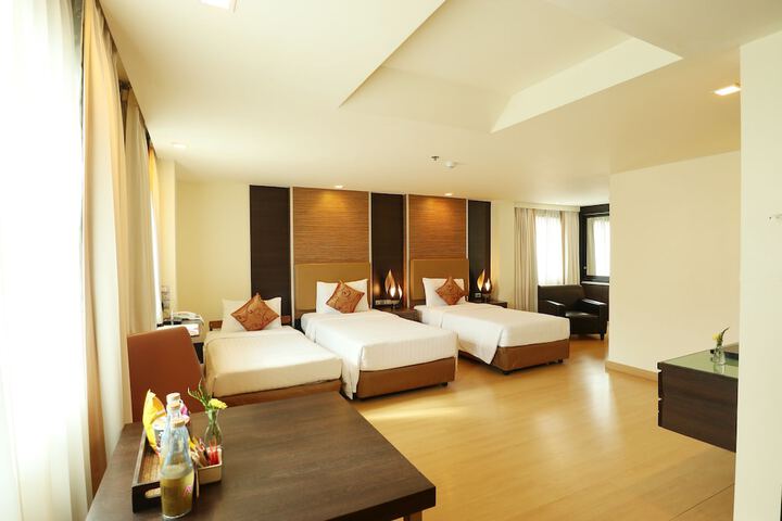 Room 18 of 83