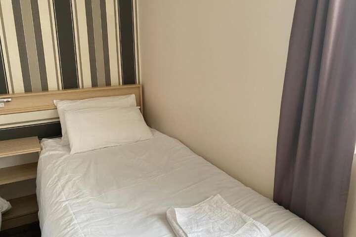 Room 20 of 27