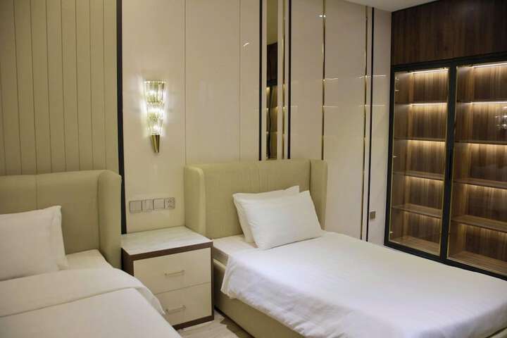Room 29 of 45