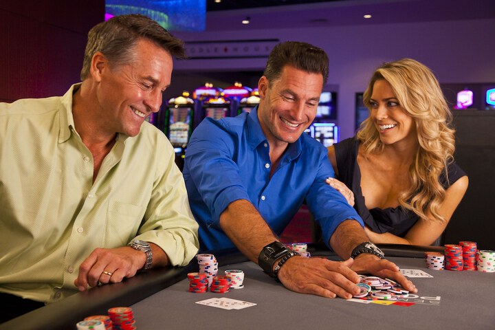 Entertainment 18 of 28