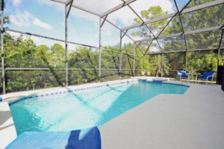 Pool 19 of 30