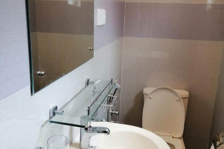 Room 42 of 54