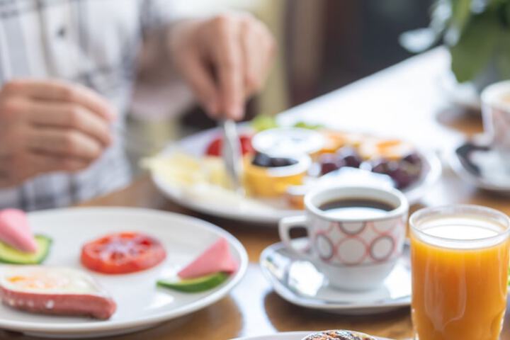 Breakfast/Coffee Service 117 of 132
