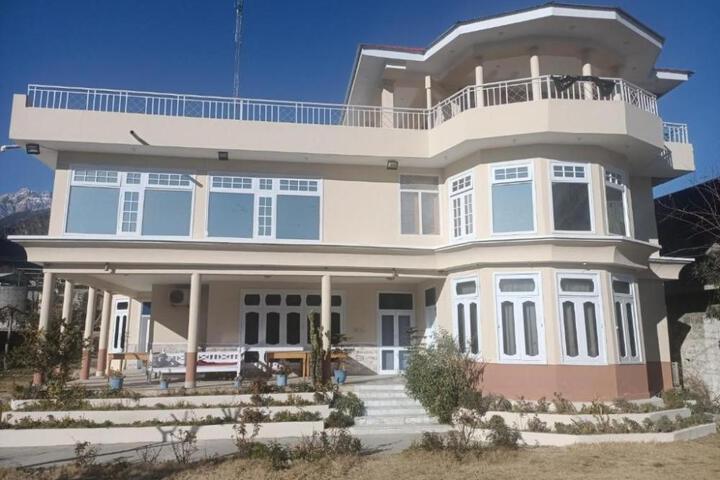 Legendary Hotel Chitral