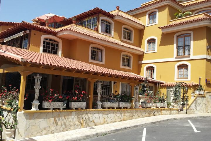 Hotel Interior 4 of 132