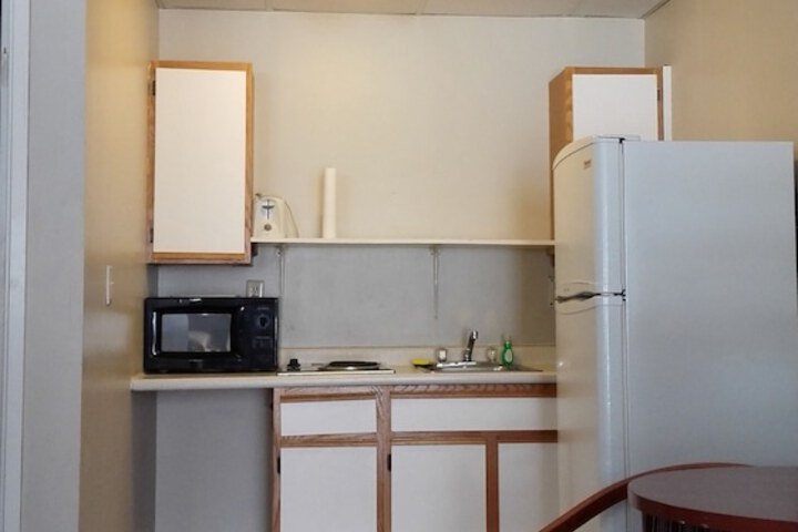 2 Double Beds (6 of 8)