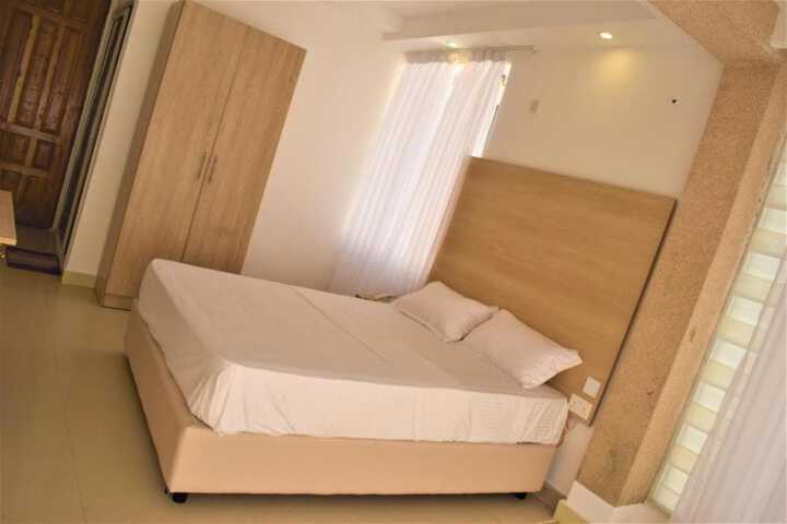 Room 2 of 18