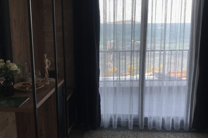 Room 10 of 52