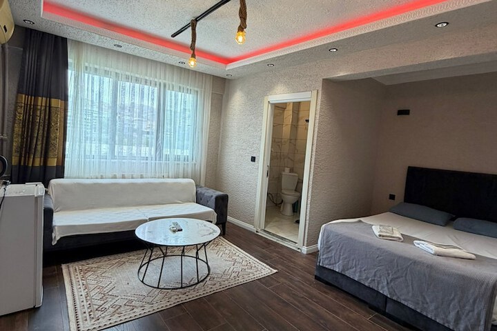 Room 14 of 29