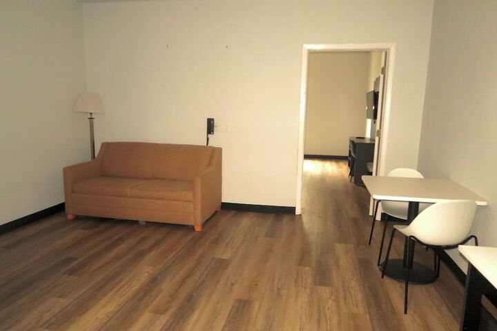 1 King Bed Kitchen (2 of 14)