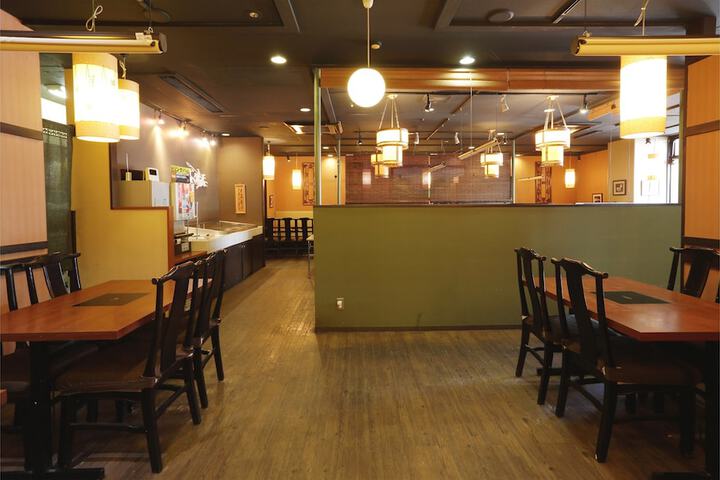 Dining Photos
