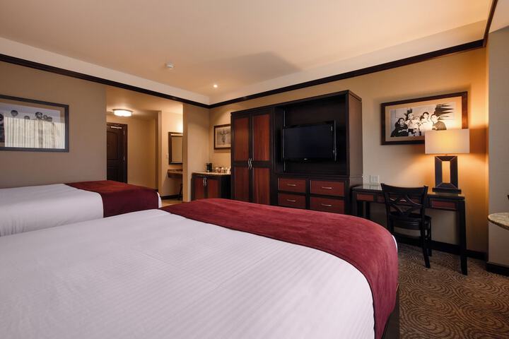 Room 10 of 42