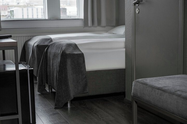 Room 10 of 70
