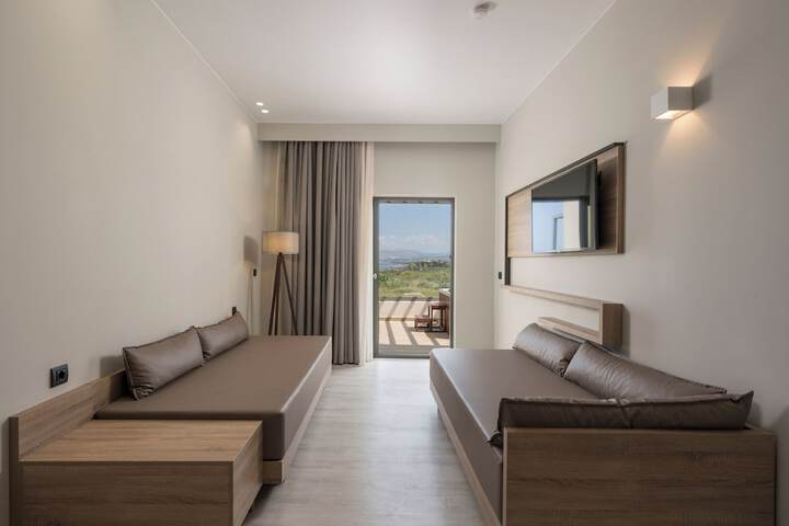 Room 42 of 152