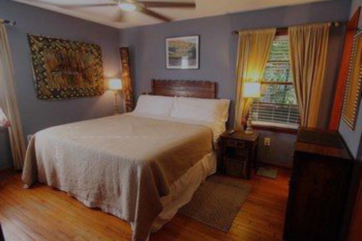 Room 16 of 60