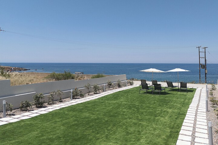 Terrace/Patio 122 of 130
