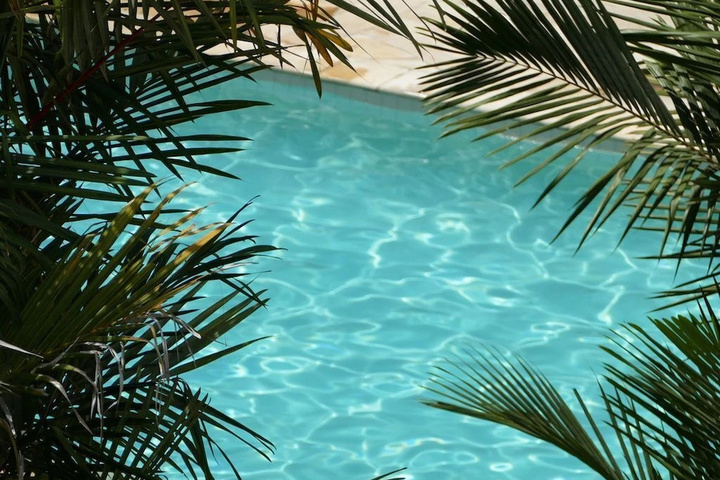 Pool 9 of 13