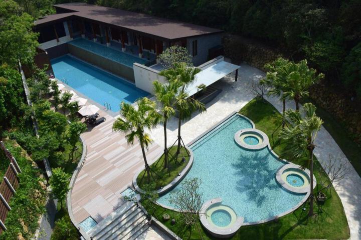 Pool 17 of 23