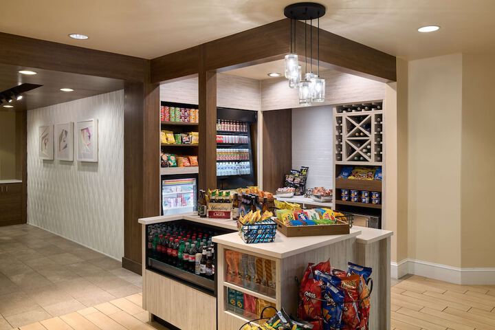 Snack bar