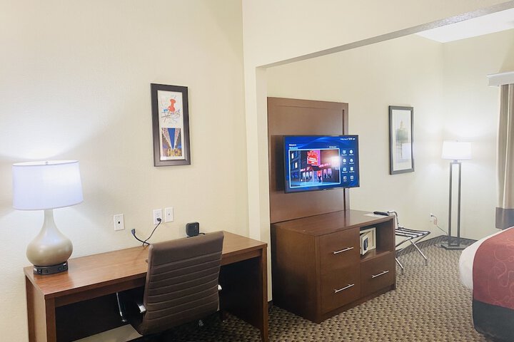 Room 18 of 79