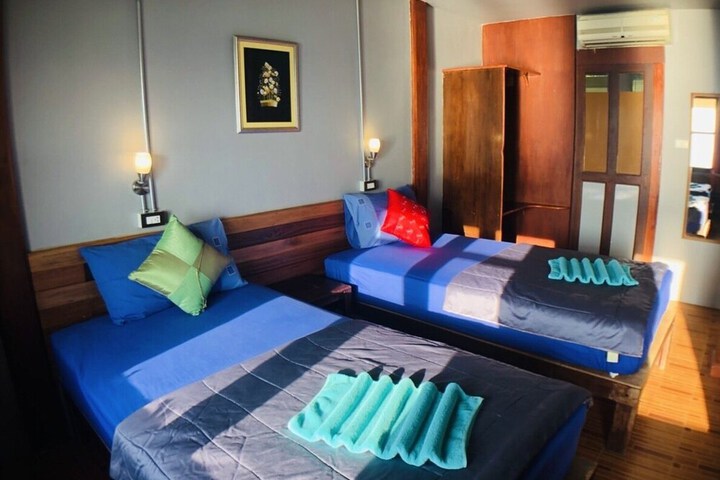 Room 55 of 108