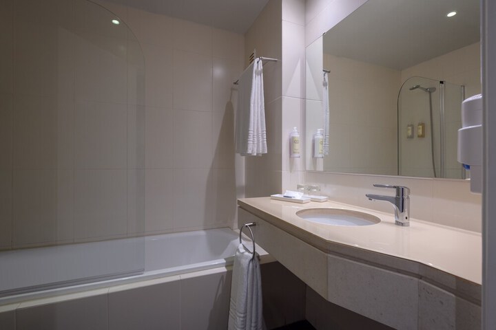 Clean Restrooms