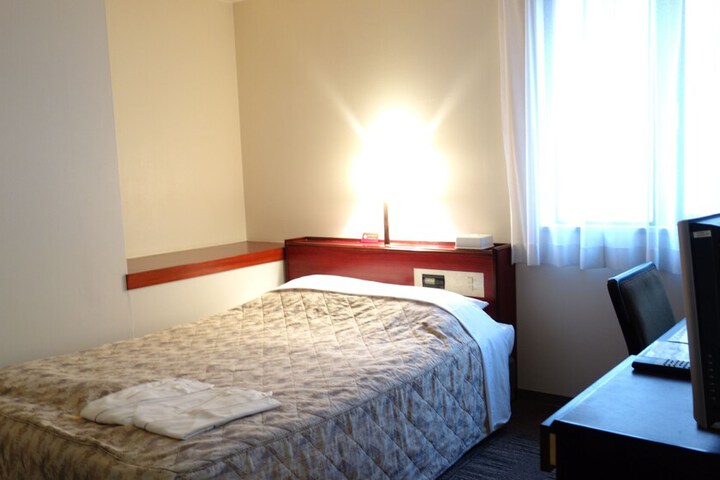 Room 15 of 30