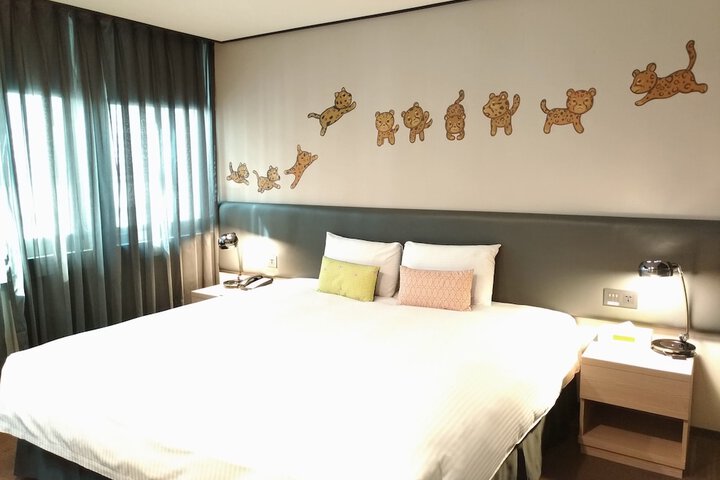 Room 35 of 92
