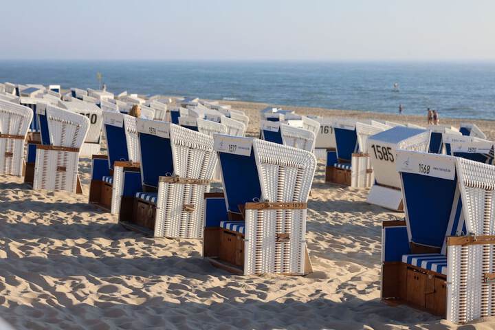 Beach 66 of 80