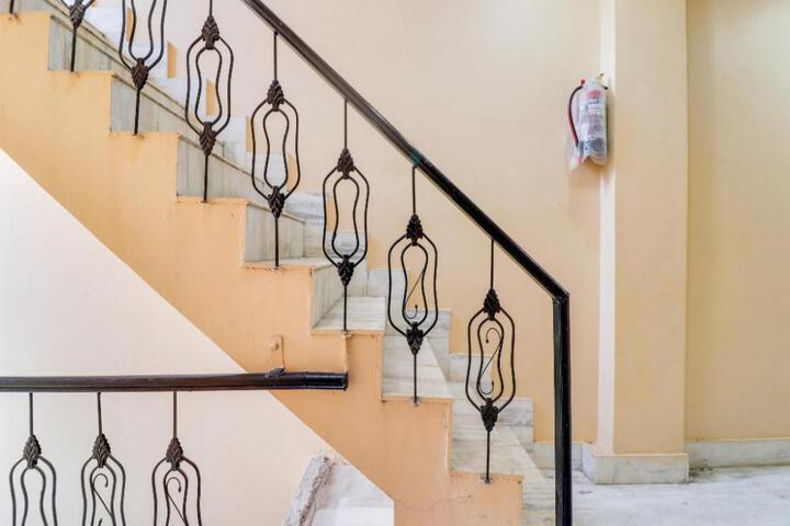 Hotel O by OYO Yug Residency