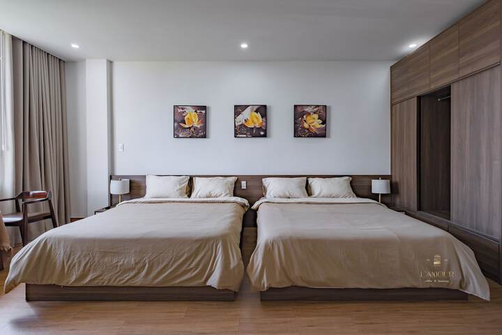 Room 7 of 44