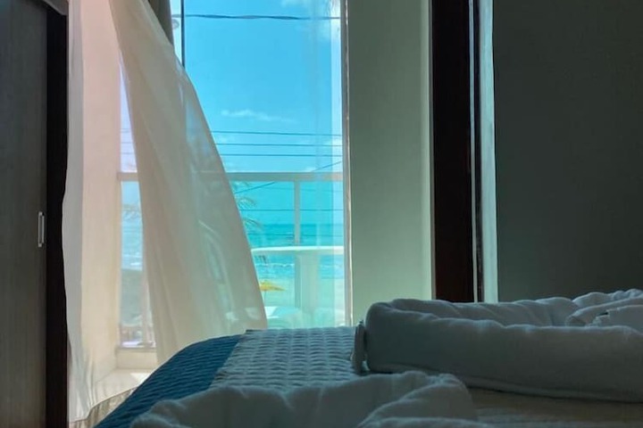 Room 21 of 38
