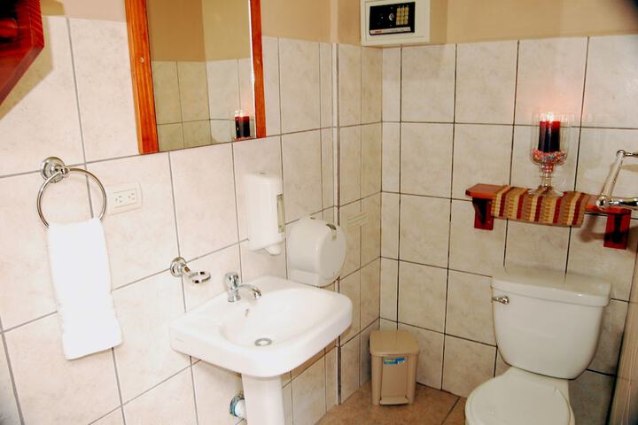 Room 203 of 269
