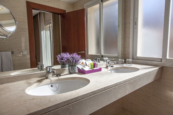 Clean Restrooms