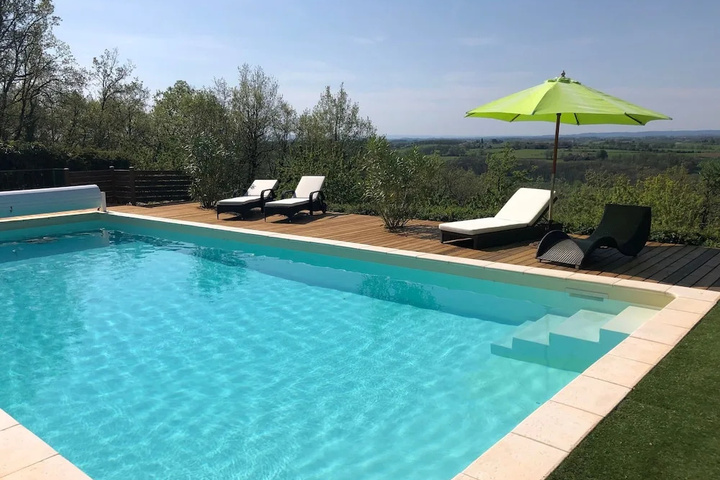 Pool 10 of 12
