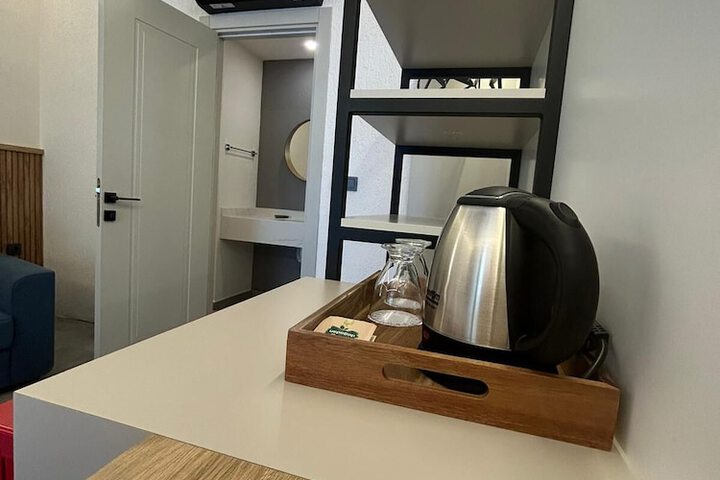 Room 42 of 81