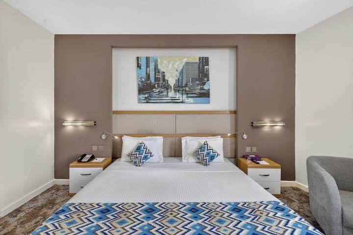 Room 41 of 149