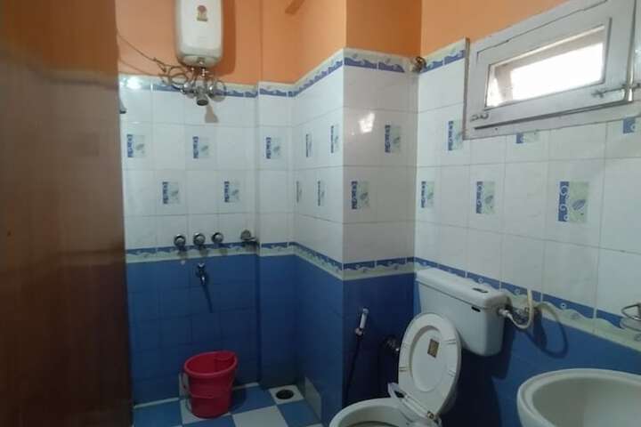 Room 16 of 17