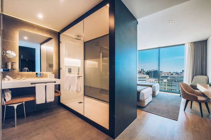 Room 12 of 91