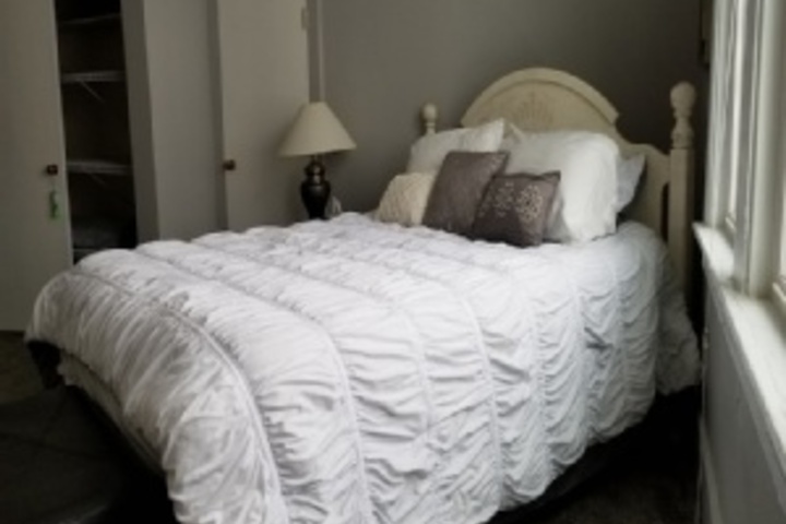 Room 21 of 132