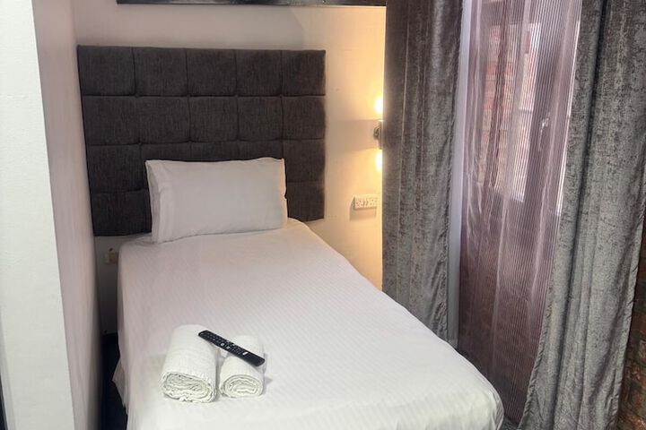 Room 39 of 70