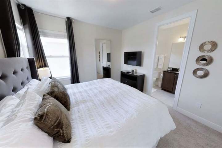 Room 14 of 52