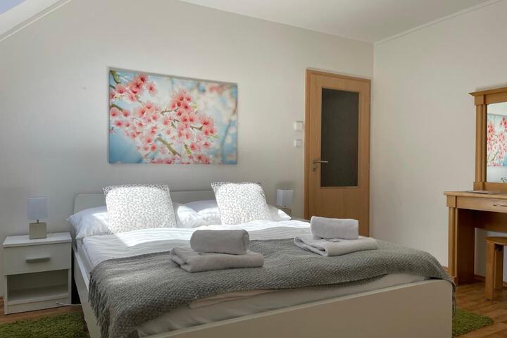 Room 10 of 57