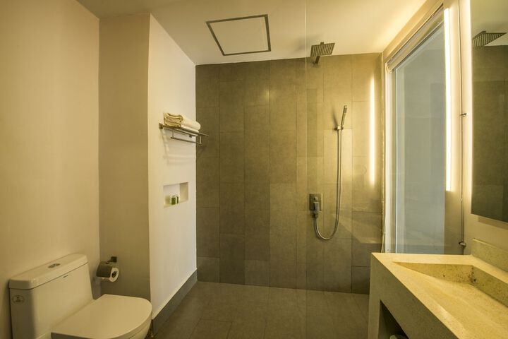 Room 55 of 104