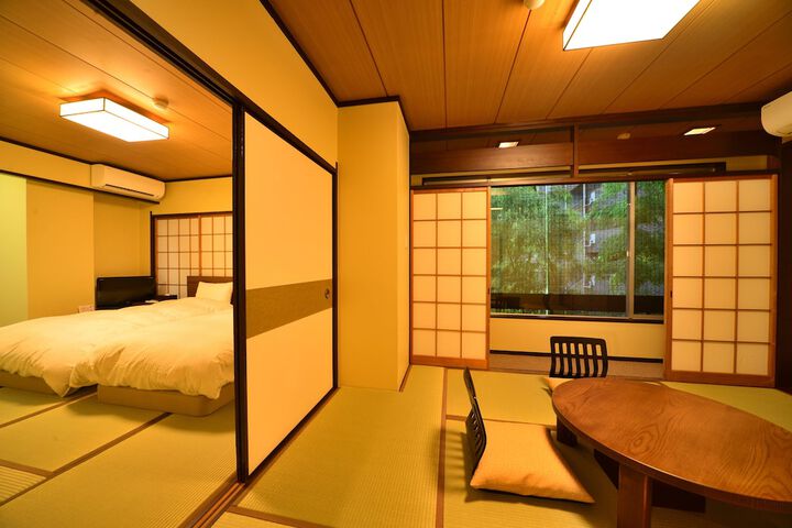 Room 8 of 29