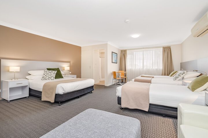 Room 10 of 53