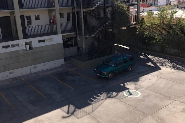 Property Grounds 37 of 46